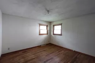 312 E 11th St, Pecatonica, IL 61063 - Photo 12