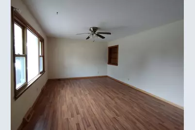 312 E 11th Street, Pecatonica, IL 61063 - Photo 6