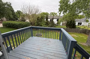 284 Hill Ave, Bartlett, IL 60103 - Photo 10