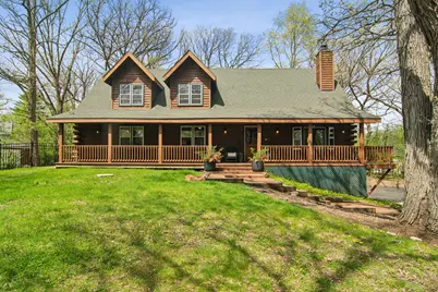 200 Wildwood Lane, Fox River Grove, IL 60021 - Photo 1