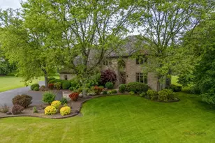 5420 Belmont Ct, Libertyville, IL 60048 - Photo 1