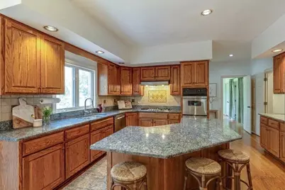 5420 Belmont Court, Libertyville, IL 60048 - Photo 6