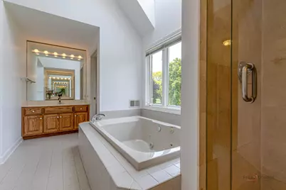 5420 Belmont Court, Libertyville, IL 60048 - Photo 44