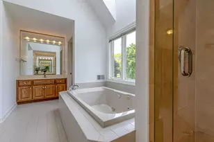 5420 Belmont Ct, Libertyville, IL 60048 - Photo 44
