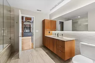 520 W Huron St, Chicago, IL 60654 - Photo 10