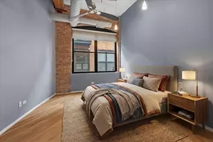 520 W Huron St, Chicago, IL 60654 - Photo 8