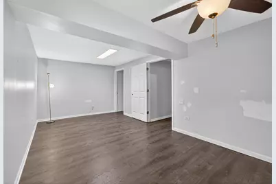 1051 Delta Drive, Elgin, IL 60123 - Photo 32