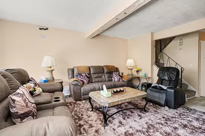 157 Thomas Road #157, Bolingbrook, IL 60440 - Photo 2