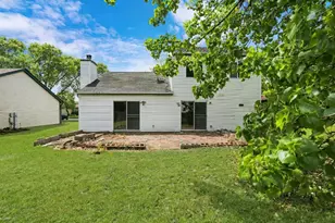 1953 Lawson Blvd, Gurnee, IL 60031 - Photo 24