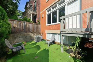 2215 N Wayne Ave, Chicago, IL 60614 - Photo 22