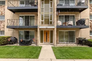 6811 N Olmsted Ave, Chicago, IL 60631 - Photo 2