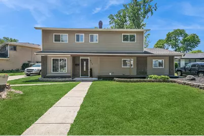 319 W Central Avenue, Lombard, IL 60148 - Photo 1