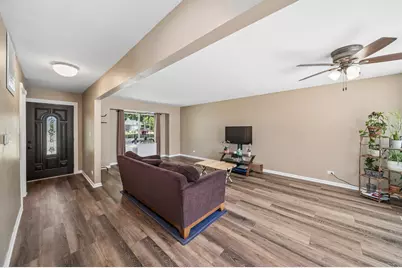 319 W Central Avenue, Lombard, IL 60148 - Photo 2