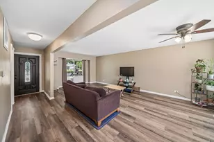 319 W Central Ave, Lombard, IL 60148 - Photo 2