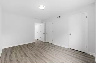 224 E Rimini Ct, Palatine, IL 60067 - Photo 10