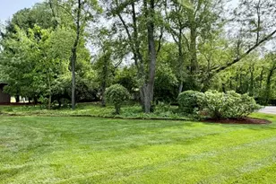 11N071 Johnstown Rd, Elgin, IL 60124 - Photo 90