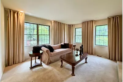 11N071 Johnstown Road, Elgin, IL 60124 - Photo 10