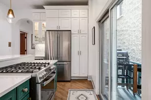 1940 N Cleveland Ave, Chicago, IL 60614 - Photo 12