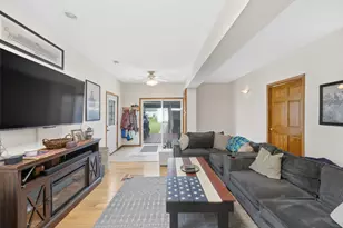 211 N Maple St, Grant Park, IL 60940 - Photo 10