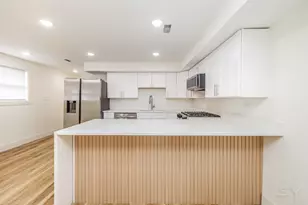13240 S Riverdale Ave, Chicago, IL 60827 - Photo 6