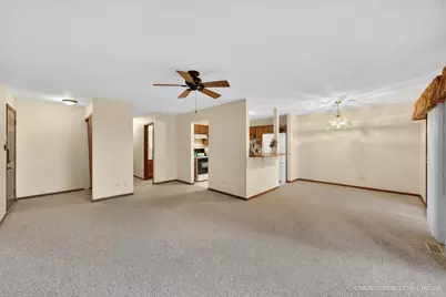829 Chasefield Lane #1, Crystal Lake, IL 60014 - Photo 4