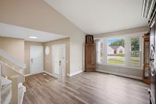 55 Washington Ave, Streamwood, IL 60107 - Photo 6