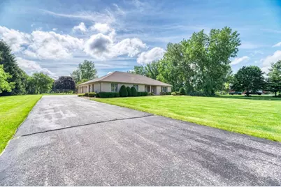 24031 S Schoolhouse Road, Manhattan, IL 60442 - Photo 2