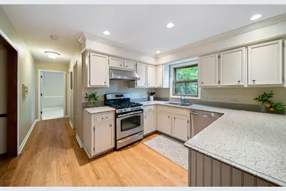 2405 Cimarron Court, Naperville, IL 60565 - Photo 6