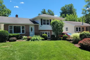 7N101 Kearns Rd, South Elgin, IL 60177 - Photo 1