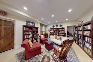 315 E Union Ave, Wheaton, IL 60187 - Photo 20