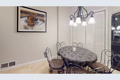 315 E Union Avenue, Wheaton, IL 60187 - Photo 40