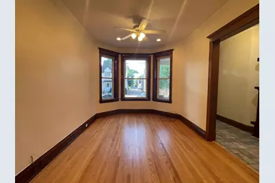 1613 W Berwyn Avenue #1, Chicago, IL 60640 - Photo 4