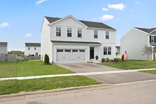 808 Kennedy St, Waterman, IL 60556 - Photo 4
