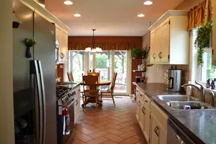 3813 Illinois St, Crystal Lake, IL 60014 - Photo 10