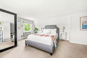 1325 E Walnut Ave, Des Plaines, IL 60016 - Photo 22