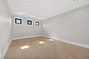 1801 N Clarence Ave, Arlington Heights, IL 60004 - Photo 32