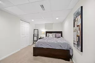 1680 Logan St, Roselle, IL 60172 - Photo 34