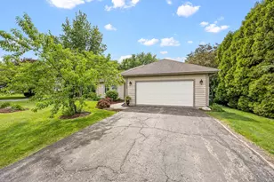 1680 Logan St, Roselle, IL 60172 - Photo 46