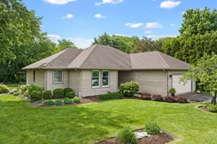 1680 Logan St, Roselle, IL 60172 - Photo 48