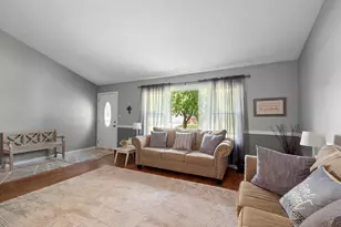 8535 169th St, Tinley Park, IL 60487 - Photo 2