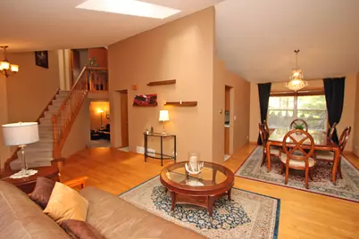 464 Farm Bridge Road, Lake Zurich, IL 60047 - Photo 4