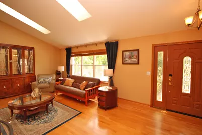 464 Farm Bridge Road, Lake Zurich, IL 60047 - Photo 6