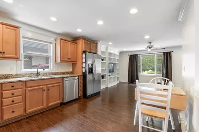 428 Ingleside Avenue, Aurora, IL 60506 - Photo 4