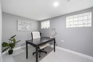 1518 E 73rd Pl, Chicago, IL 60619 - Photo 30