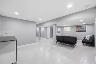 1518 E 73rd Pl, Chicago, IL 60619 - Photo 24
