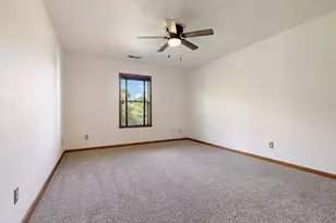 10050 Skipperling Rd, Roscoe, IL 61073 - Photo 8