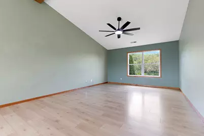 10050 Skipperling Road #1, Roscoe, IL 61073 - Photo 4