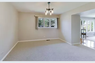 7630 Beckwith Road, Morton Grove, IL 60053 - Photo 8