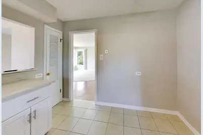 7630 Beckwith Road, Morton Grove, IL 60053 - Photo 14