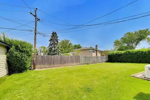7630 Beckwith Rd, Morton Grove, IL 60053 - Photo 34